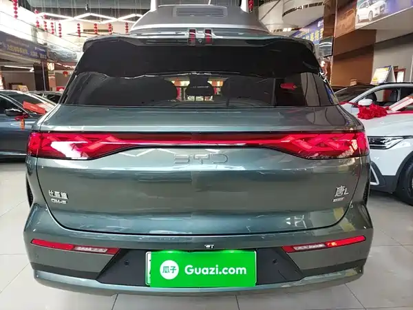 BYD Tang L 2025