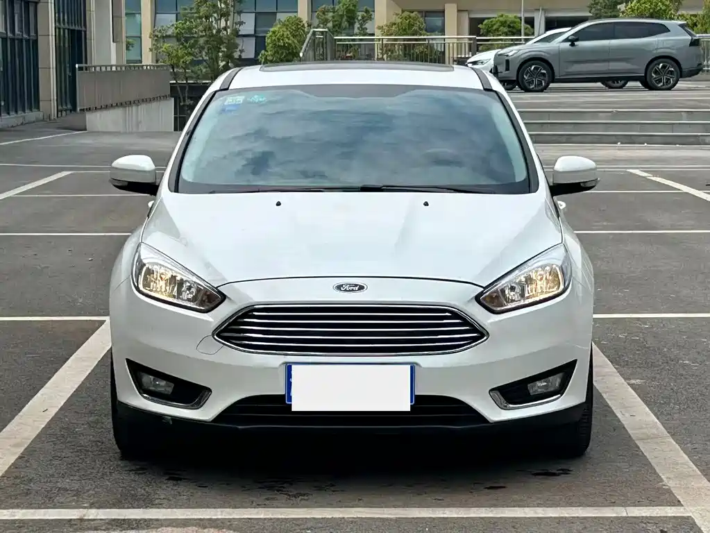 Ford Focus 2016 — фото 2