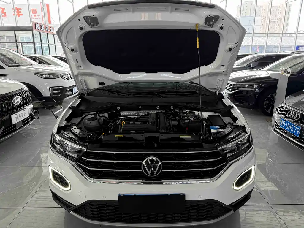 Volkswagen T-Roc 2023 — фото 20
