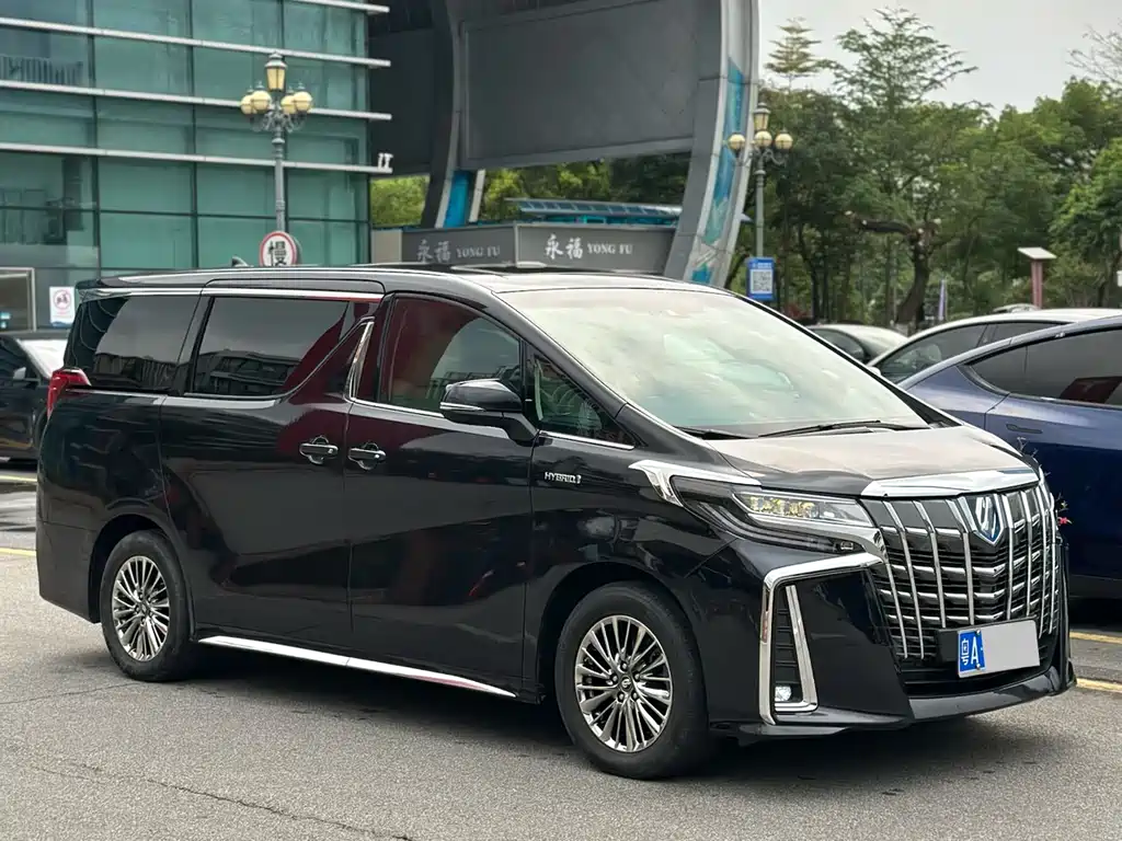 Toyota Vellfire 2022