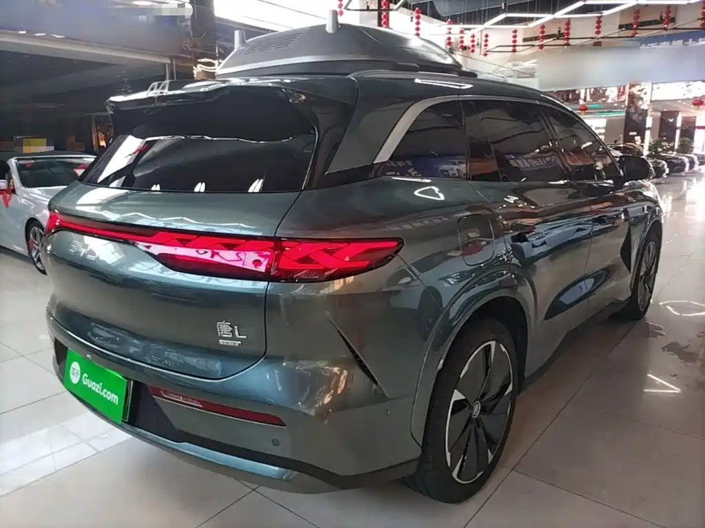 BYD Tang L 2025