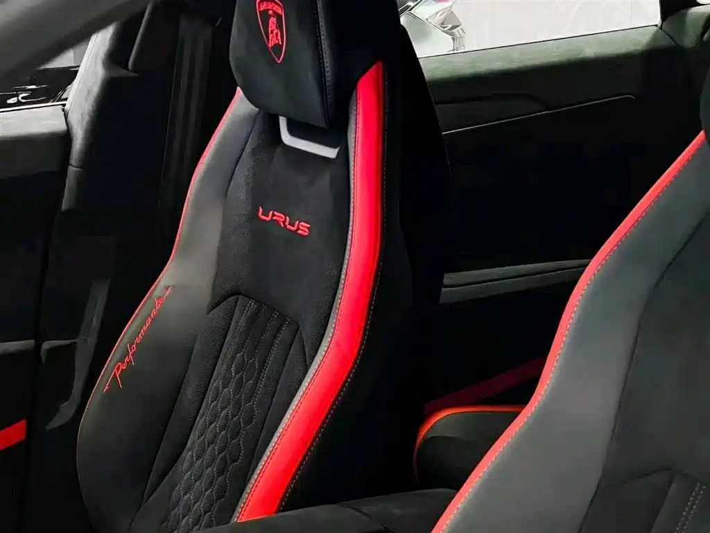 Lamborghini Urus 2023 — фото 10