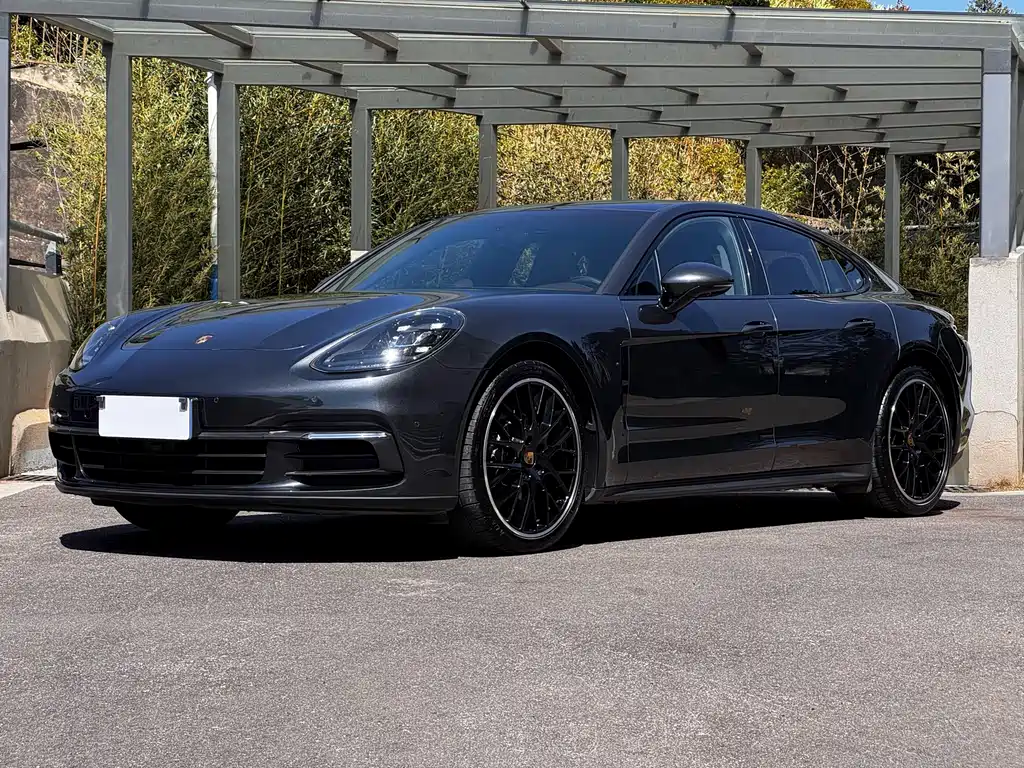 Porsche Panamera 2019 — фото 6