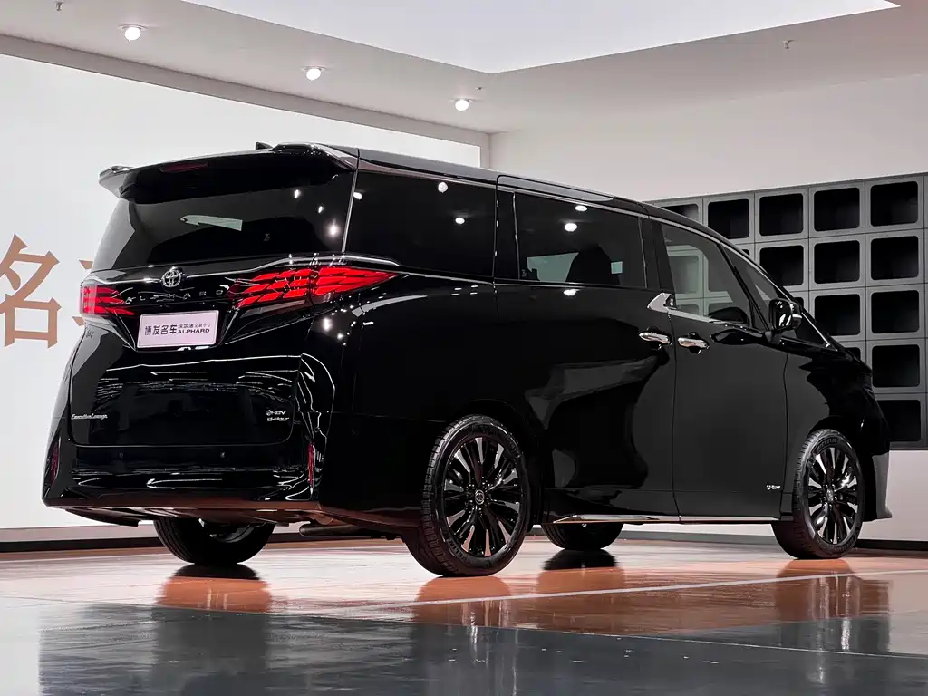 Toyota Alphard 2025 — фото 7