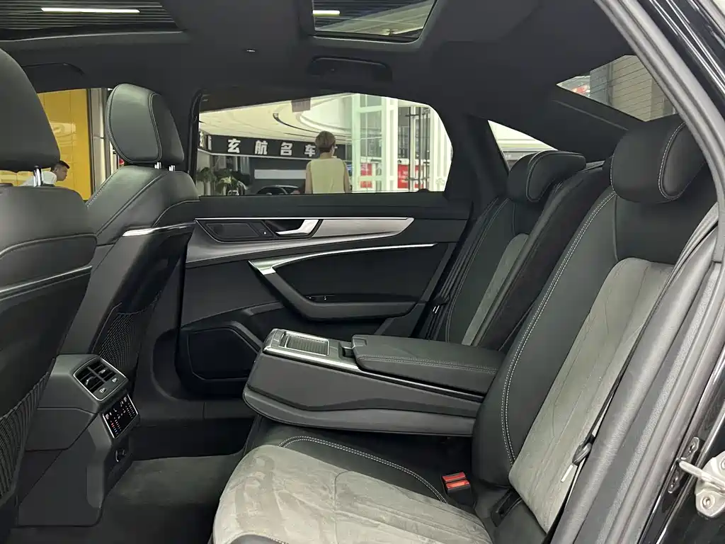 Audi A6L 2019 — фото 14