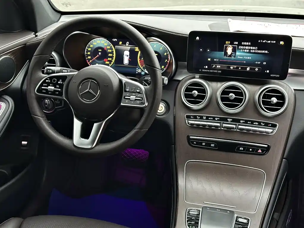 Mercedes-Benz GLC 2022 — фото 12