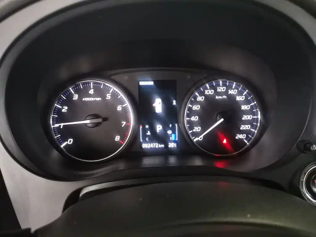 Mitsubishi Outlander 2020 — фото 12