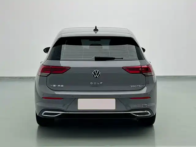 Volkswagen Golf 2023