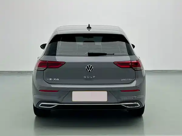 Volkswagen Golf 2023