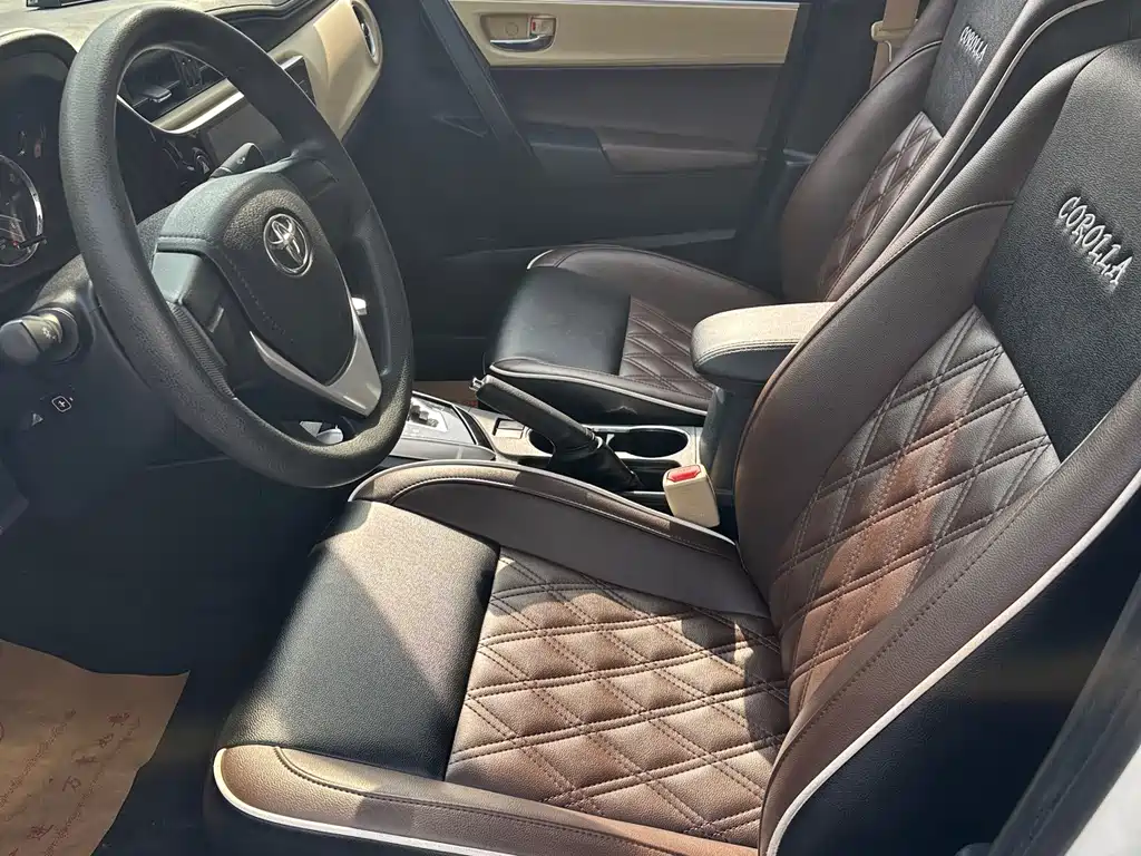 Toyota Corolla 2018 — фото 12