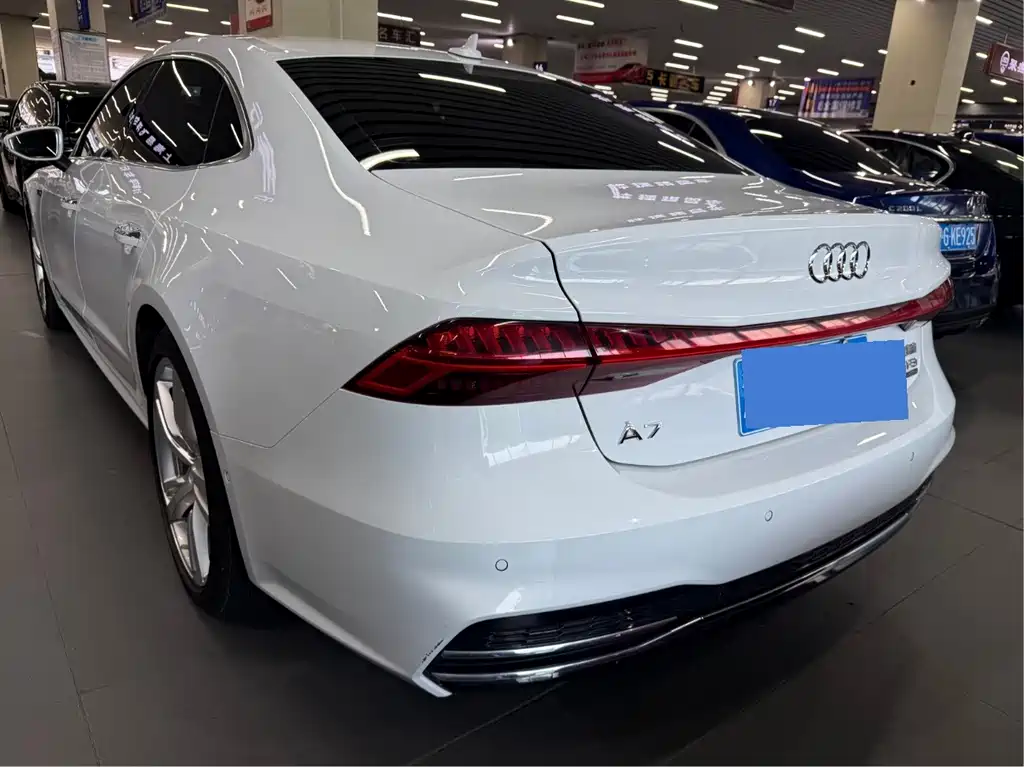Audi A7L 2024 — фото 3