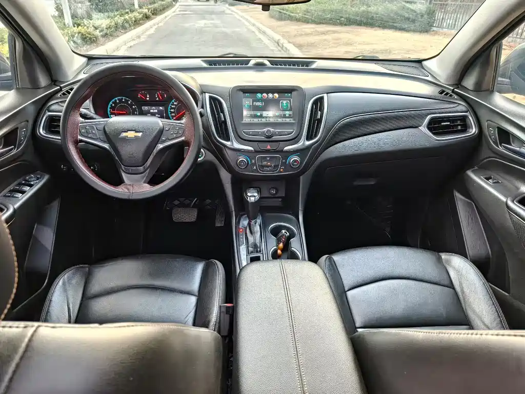 Chevrolet Equinox 2018 — фото 6