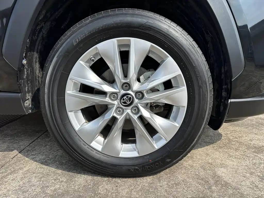 Toyota Wildlander 2022 — фото 17