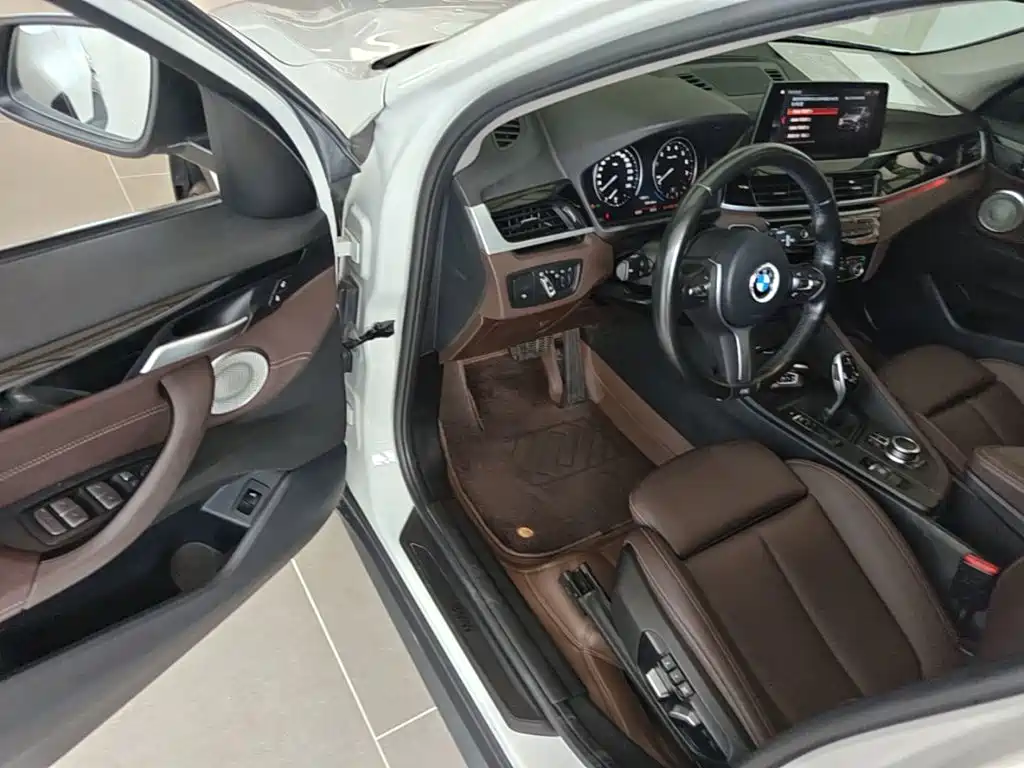 BMW X1 2021 — фото 16