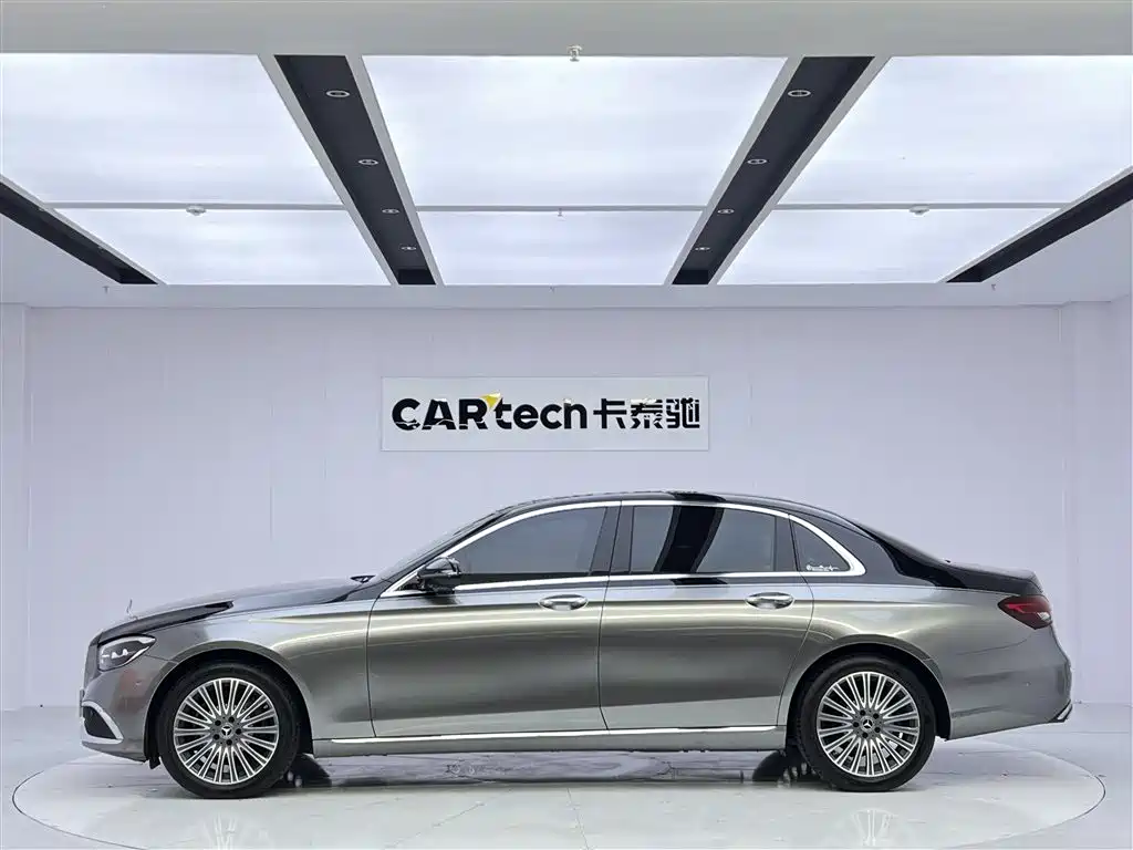Mercedes-Benz E-Class 2023 — фото 8