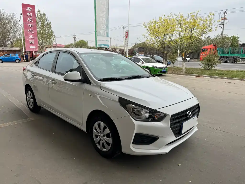 Hyundai Verna 2020 — фото 3