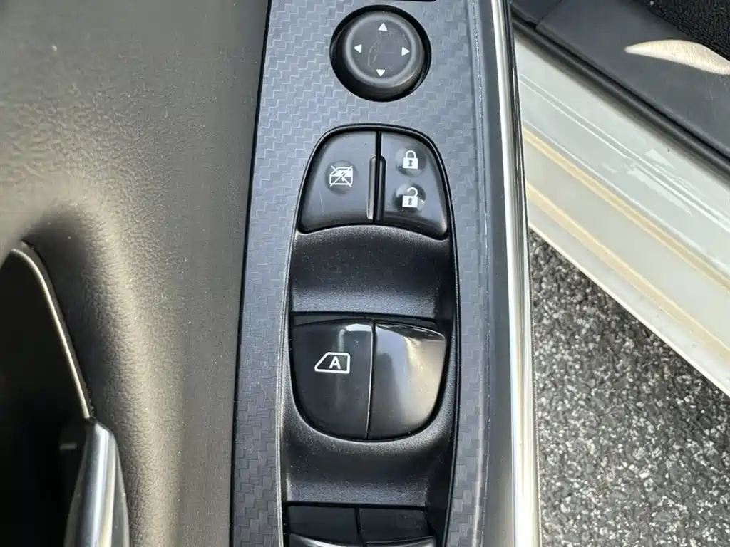 Nissan Sylphy 2021 — фото 15