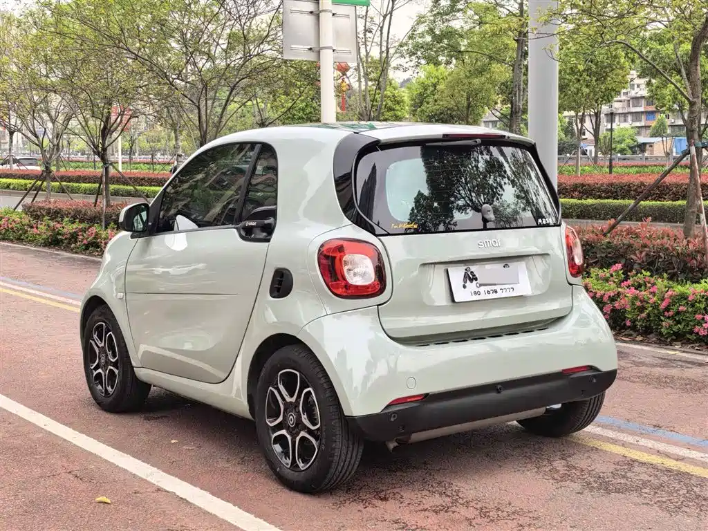smart Fortwo 2016 — фото 7