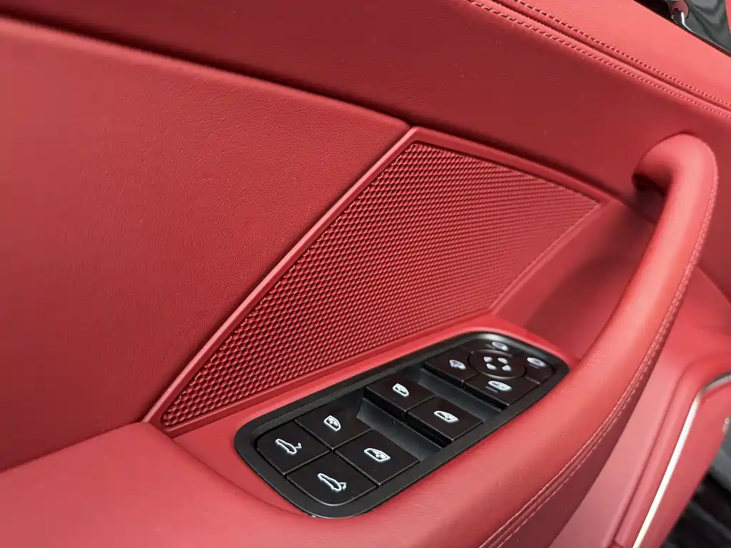 Porsche Panamera 2022 — фото 18