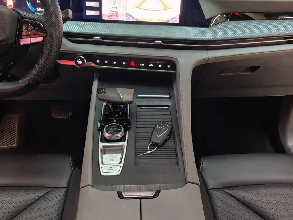 Changan CS75PLUS 2022 — фото 12