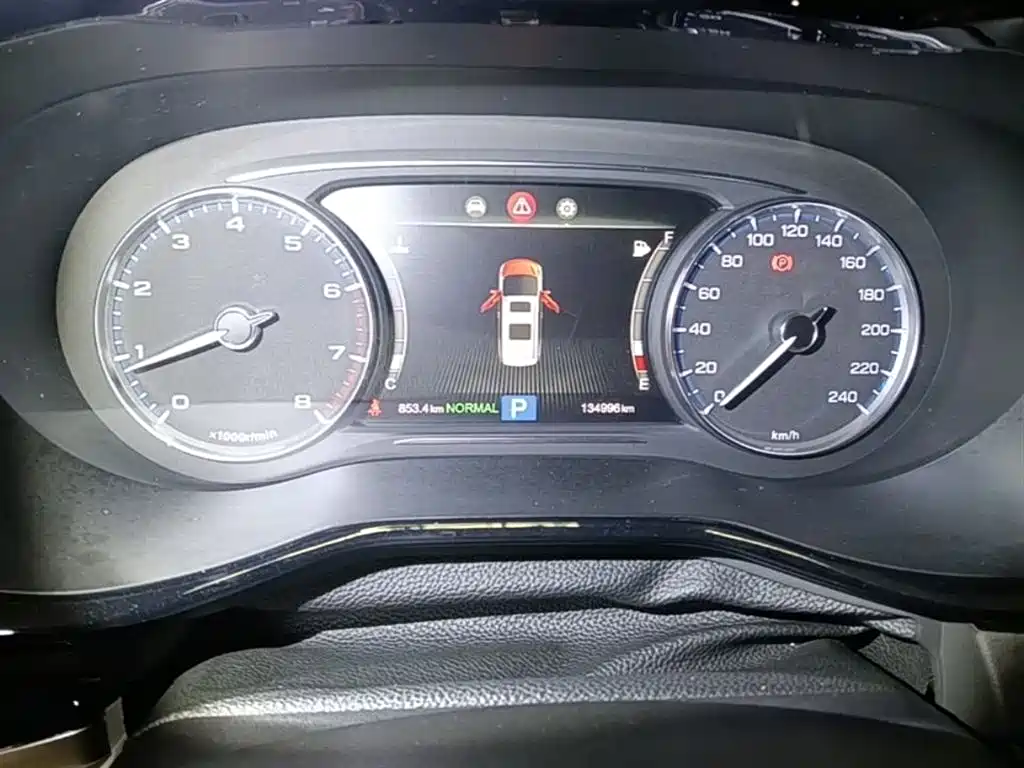 GAC Motor Trumpchi M8 2018 — фото 12