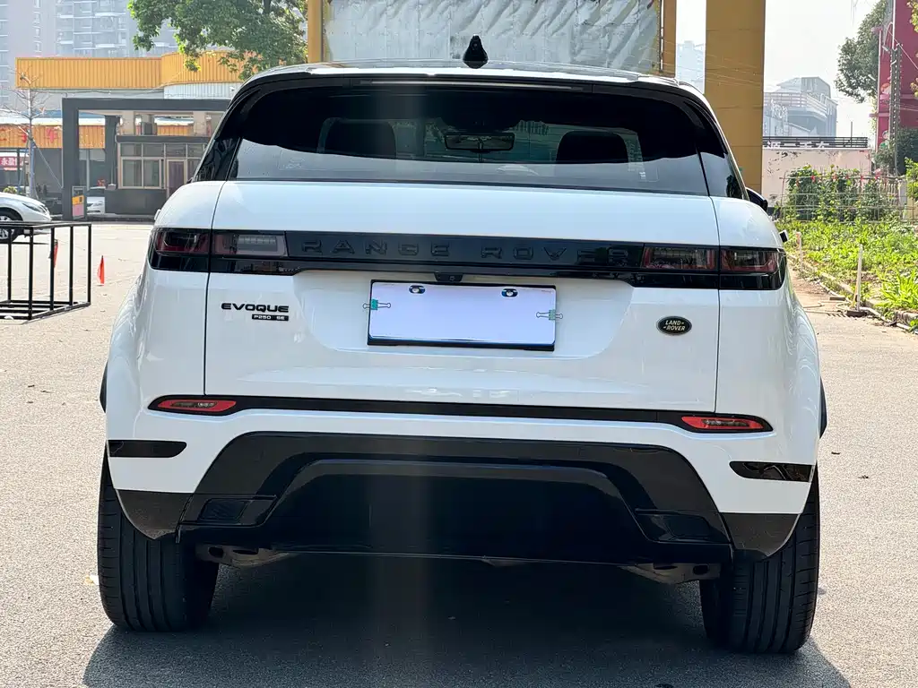 Land Rover Evoque 2020 — фото 11