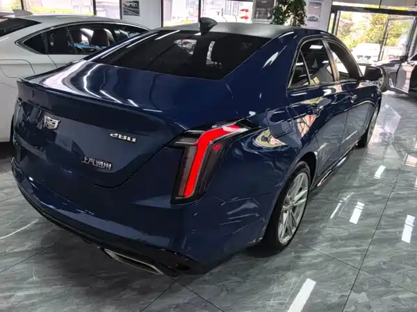 Cadillac CT4 2021