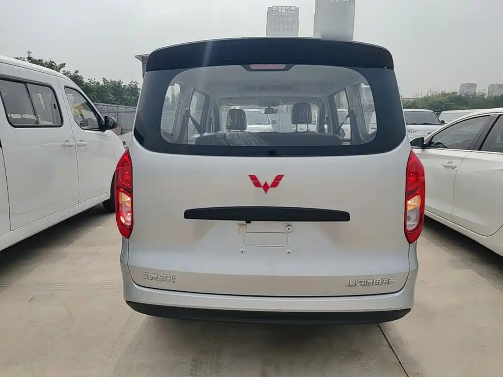 Wuling Hongguang New Energy 2025