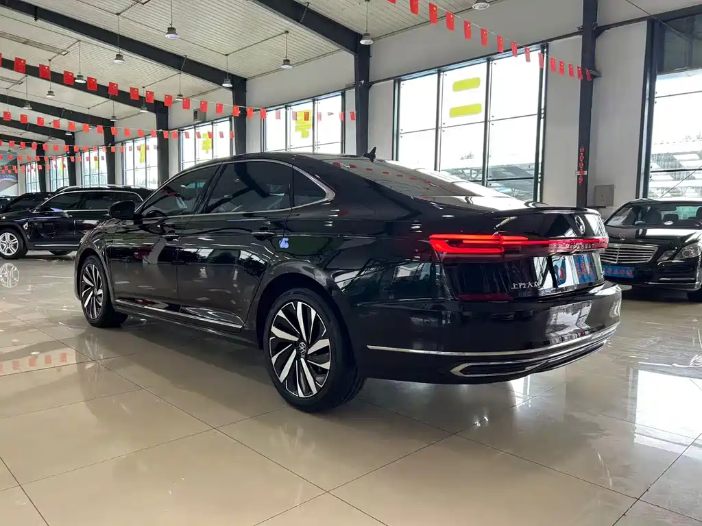 Volkswagen Passat 2022