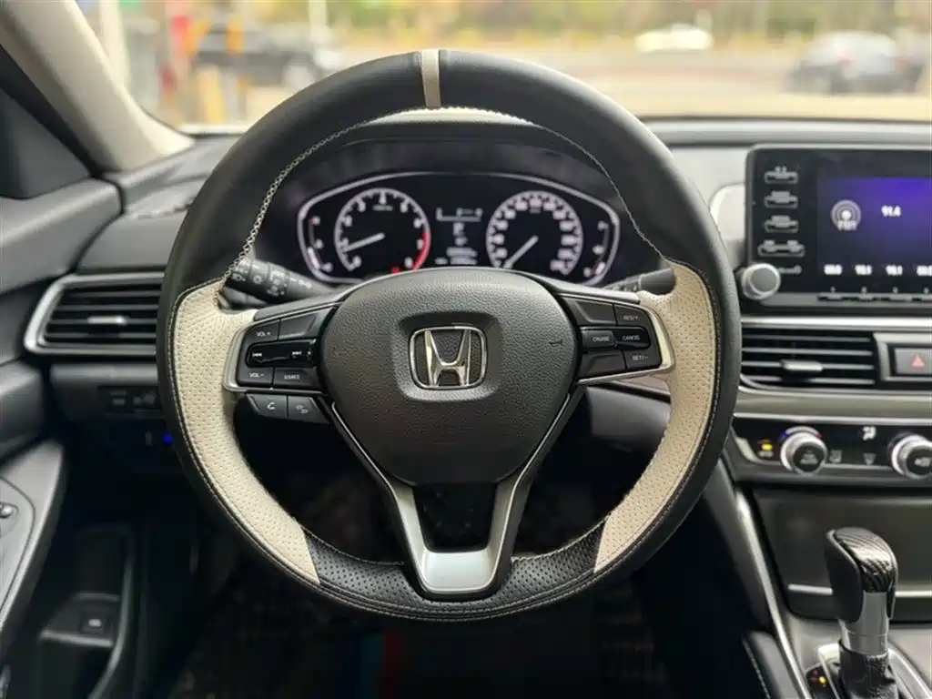 Honda Accord 2021 — фото 11