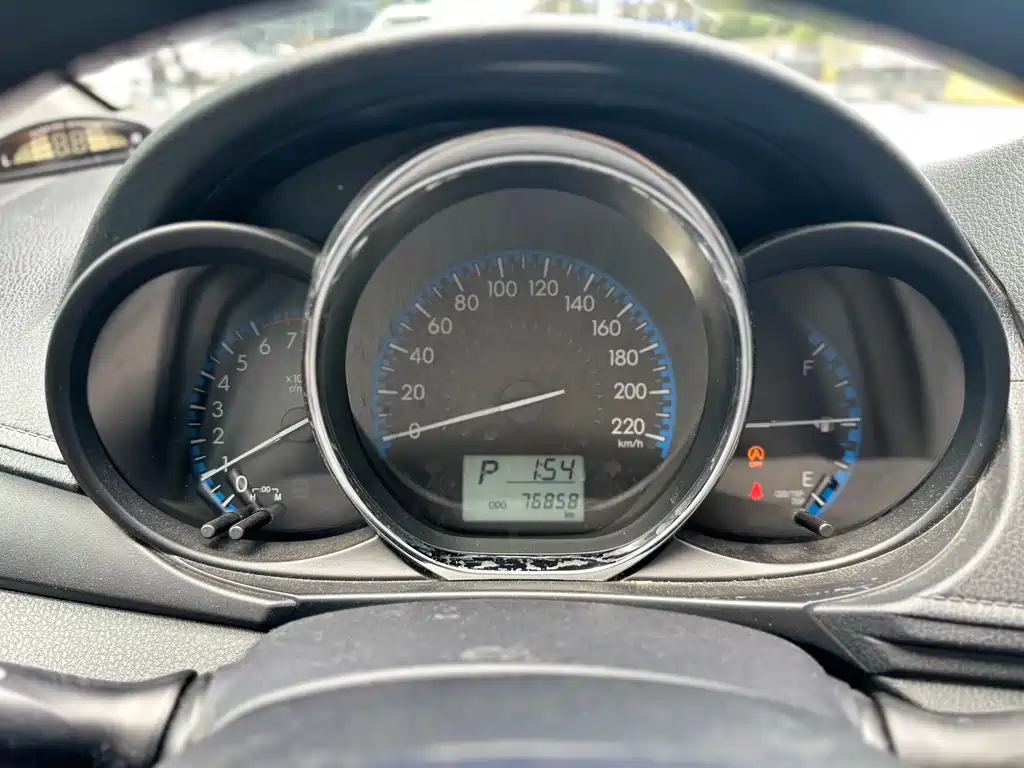 Toyota Vios 2017 — фото 10