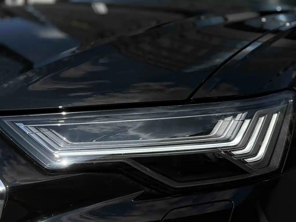 Audi A6L 2025 — фото 14