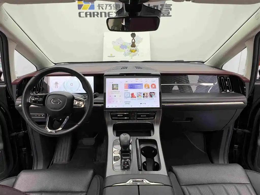 GAC Trumpchi E9 2023 — фото 11