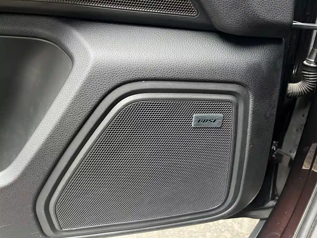 Porsche Macan 2019 — фото 15