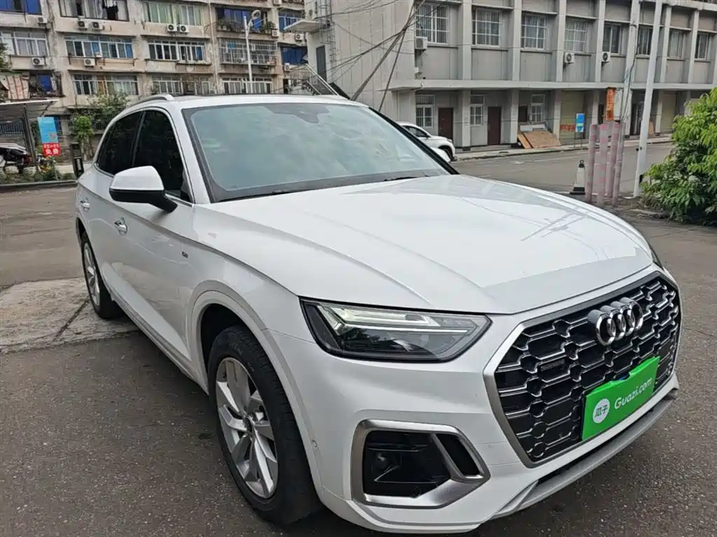 Audi Q5L 2022 — фото 4