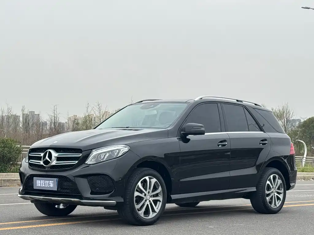Mercedes-Benz GLE 2016 — фото 1