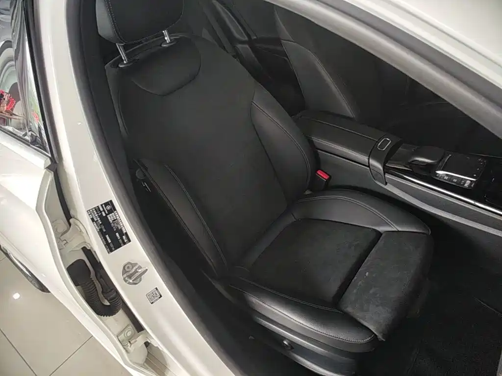 Mercedes-Benz A-Class 2021 — фото 25