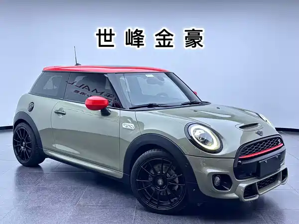 MINI MINI 2020