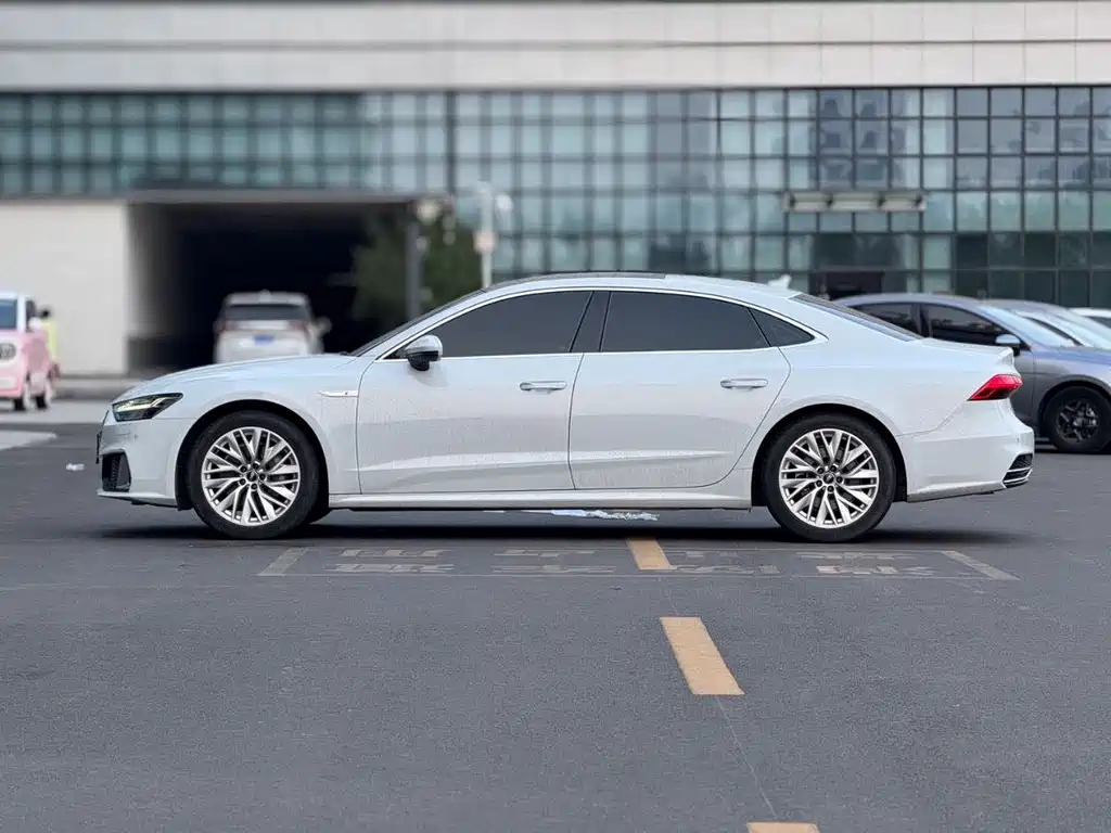 Audi A7L 2024 — фото 4