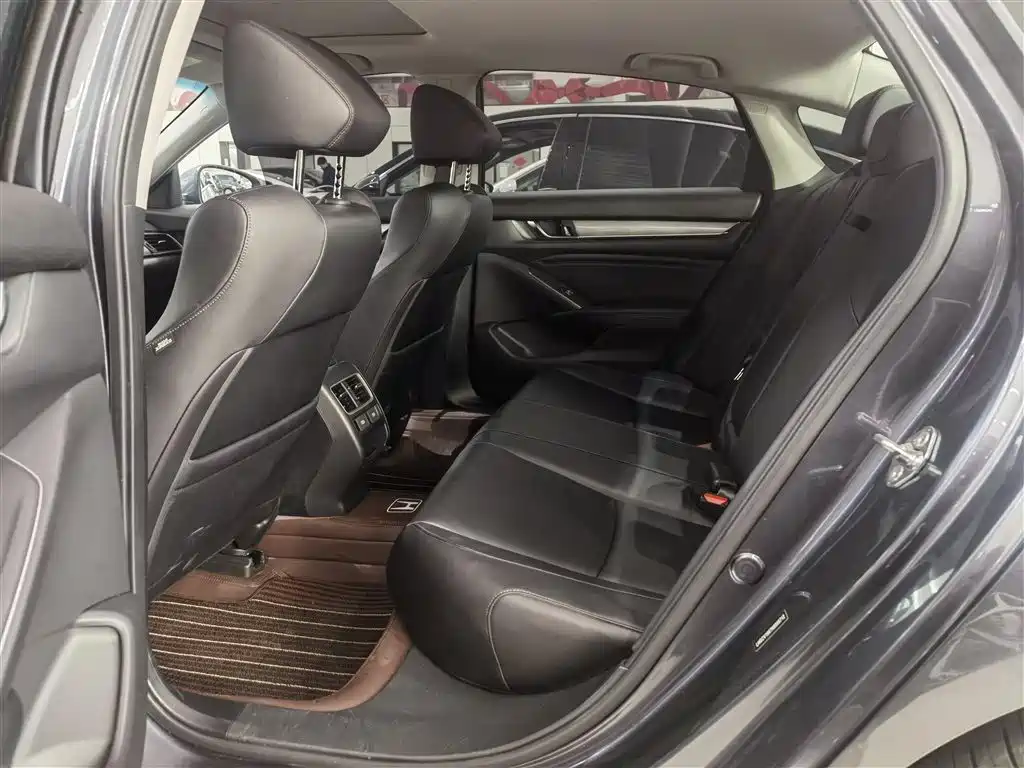 Honda Accord 2022 — фото 19