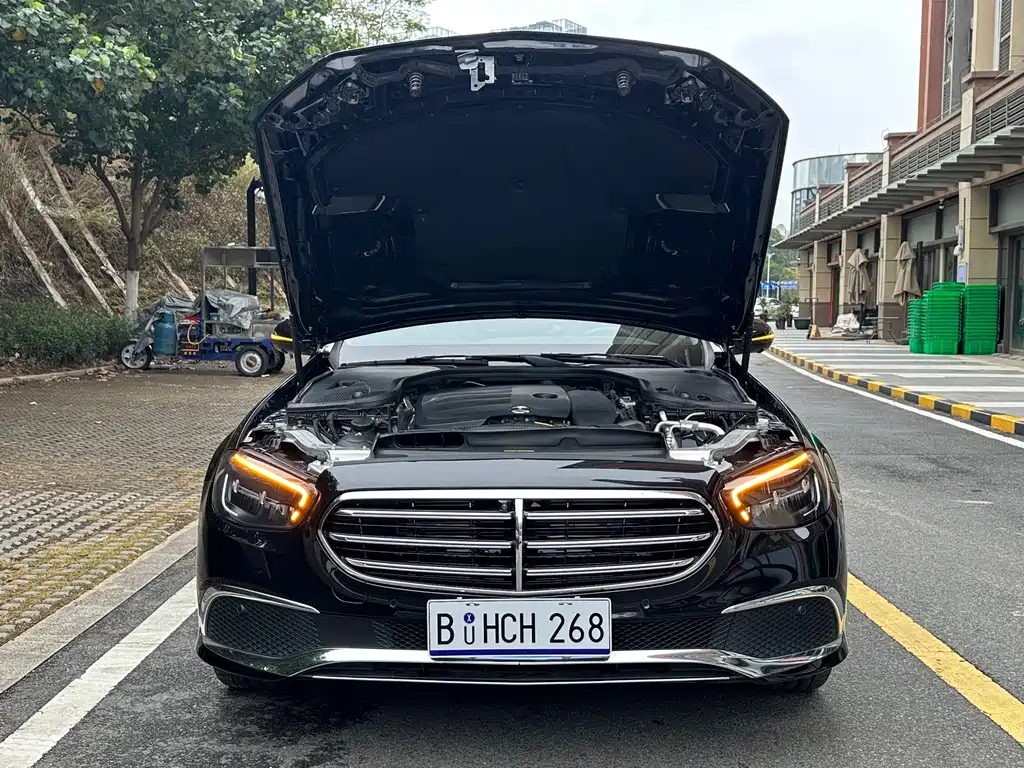 Mercedes-Benz E-Class 2023 — фото 14