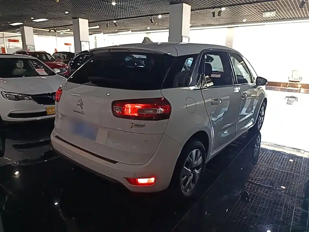 Citroën C4 PICASSO 2018 — фото 7
