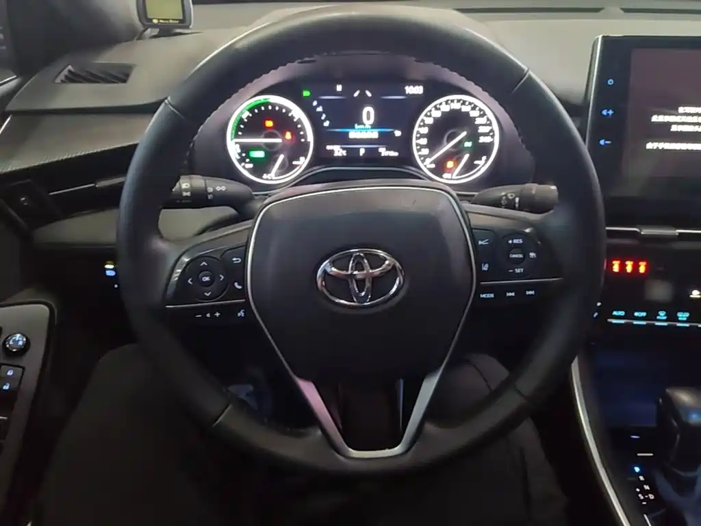 Toyota Avalon 2023 — фото 11