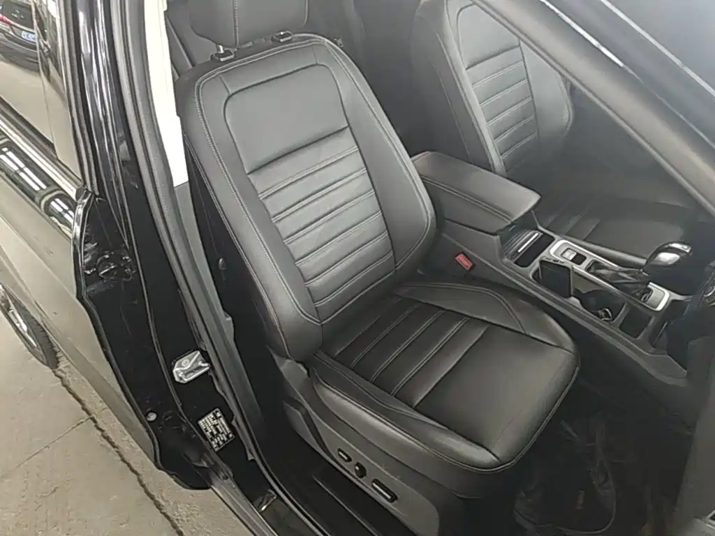 Ford Kuga 2020 — фото 25