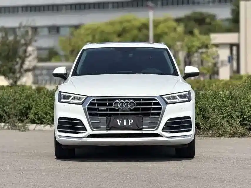 Audi Q5L 2020 — фото 2