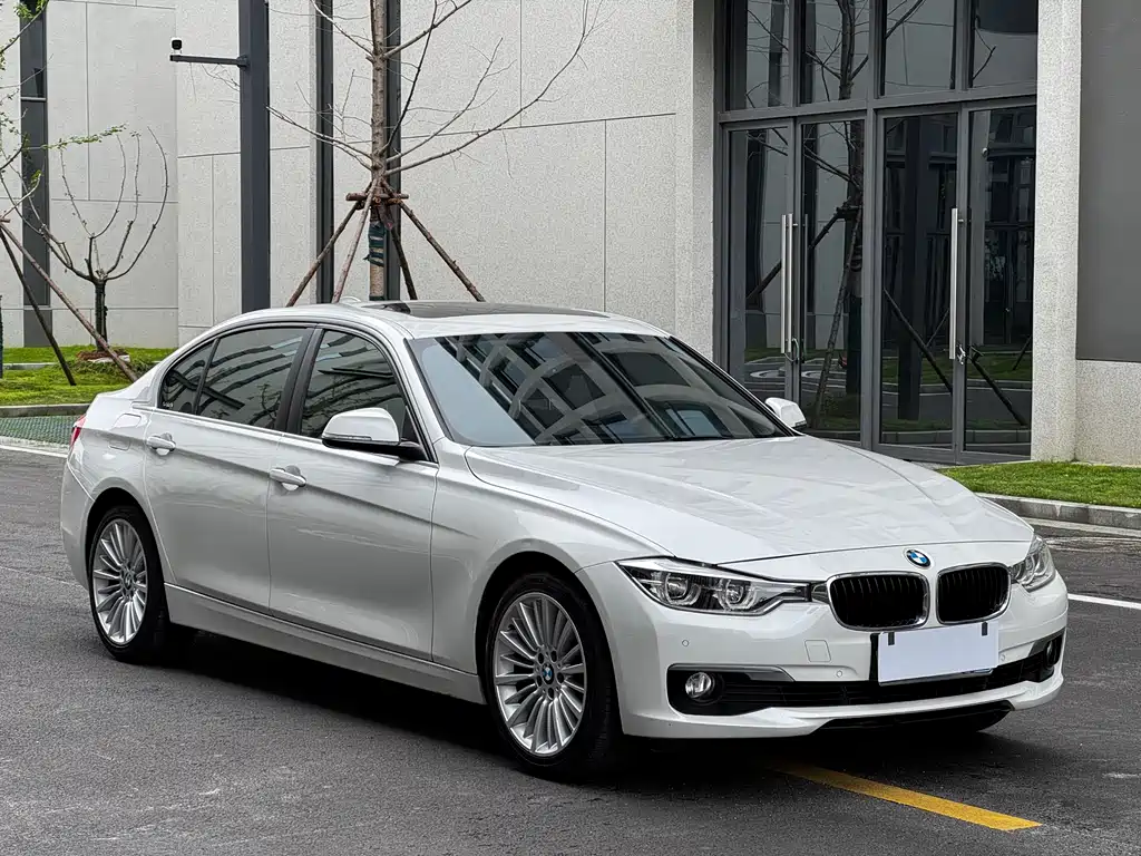 BMW 3 Series 2017 — фото 3
