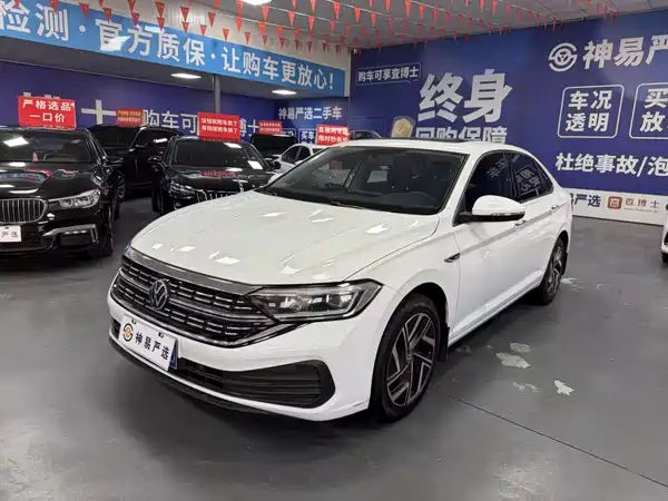 Volkswagen Sagitar 2025