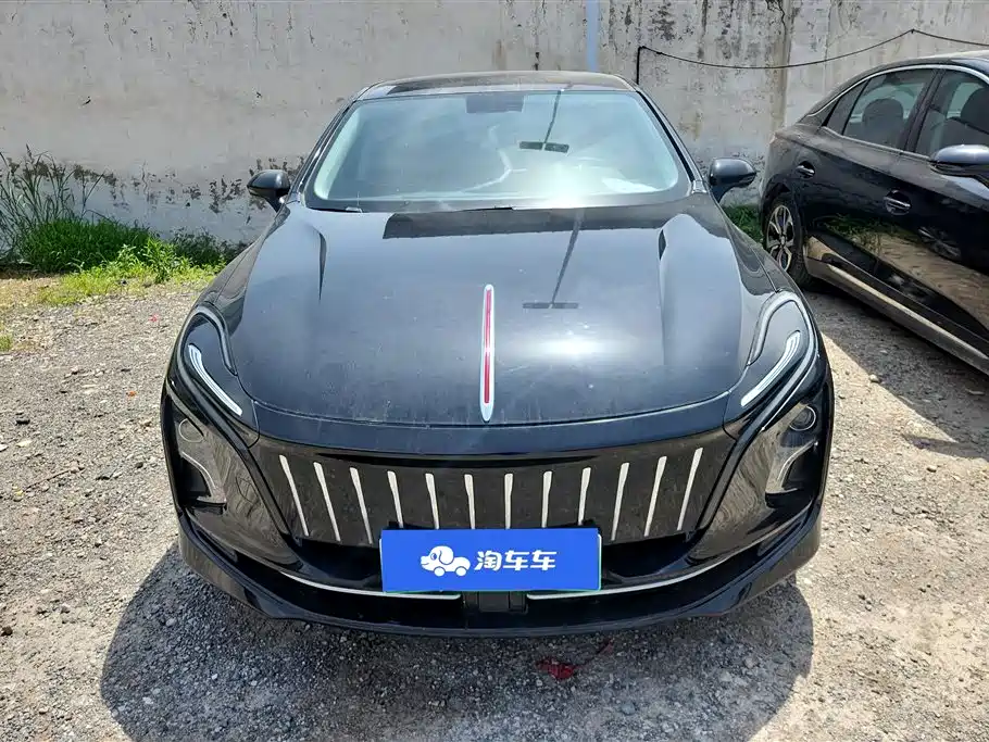 Hongqi E-QM5 2023 — фото 2