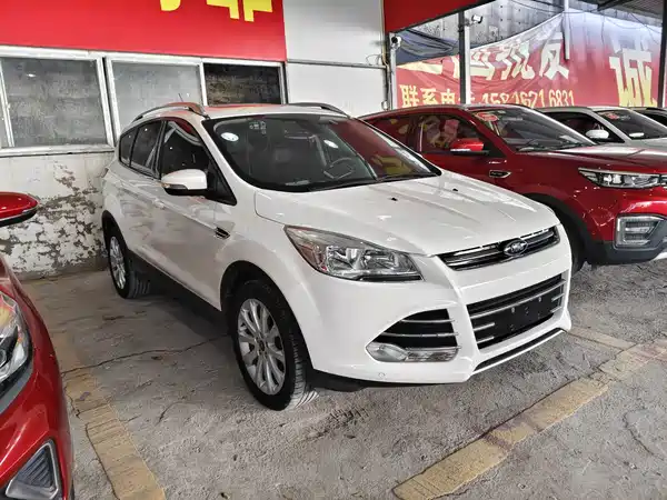Ford Kuga 2016