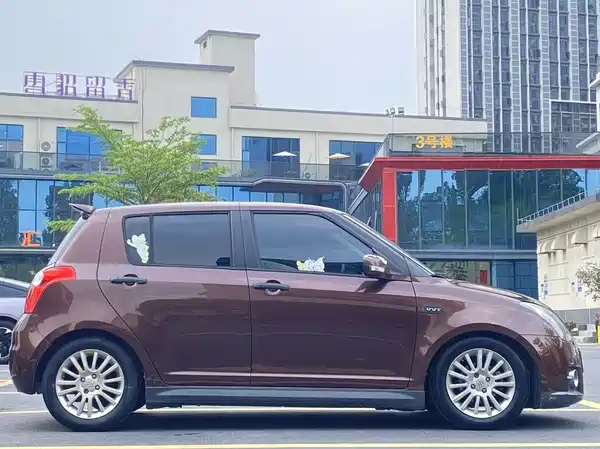 Suzuki Swift 2013